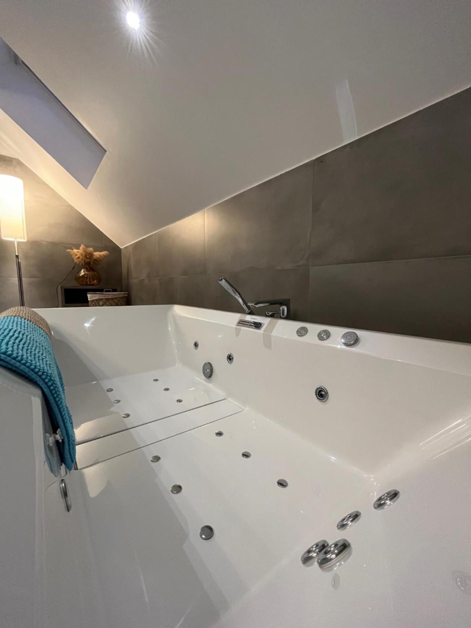 Loft De Prestige Au Pied Du Circuit Apartment Francorchamps Luaran gambar